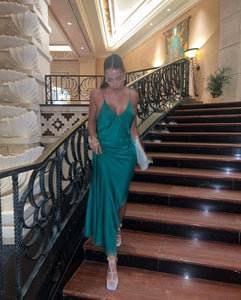 Green Long Dress In Silky Fabric With Slit - Rental 