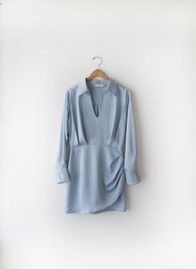 Robe courte manche longue bleu bébé - drapped mini satin Kelsey dress